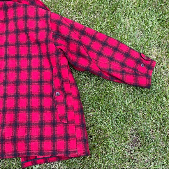 VINTAGE Woolrich red plaid buffalo check wool hunting coat - Picture 7 of 8